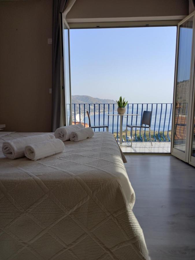 Athena Charming Bed and Breakfast Ταορμίνα